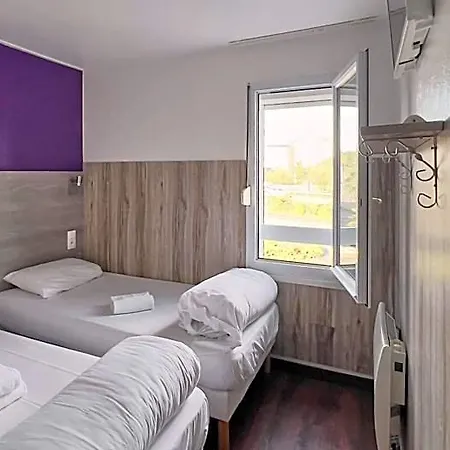 Fasthotel La Roche-sur-yon Un Fh Confort Hotel *